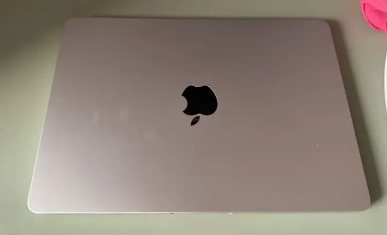 MacBook